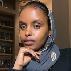 Ikram Osman Headshot